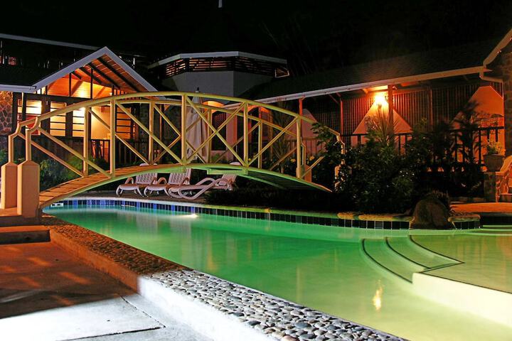 Pool 26 of 78