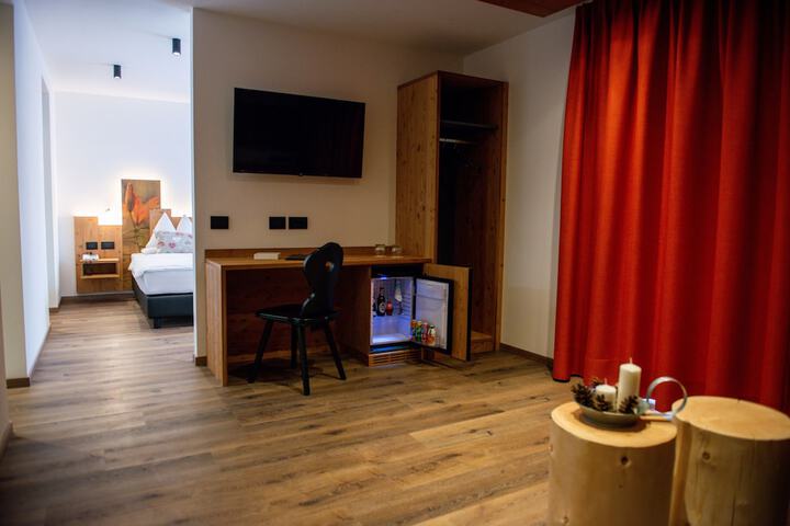 Room 9 of 73