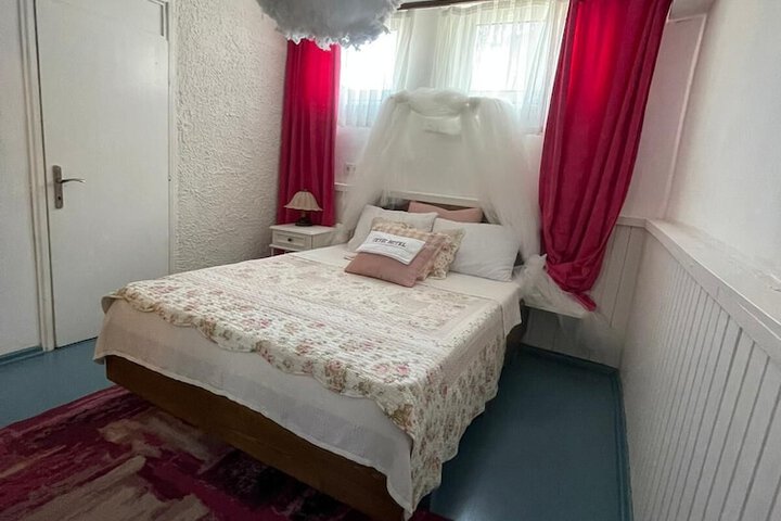 Room 39 of 49