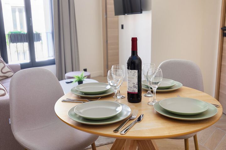 Dining 44 of 82