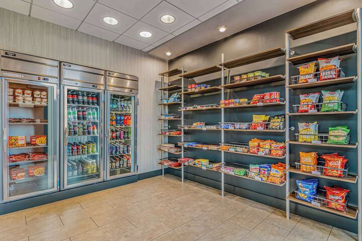 Snack bar