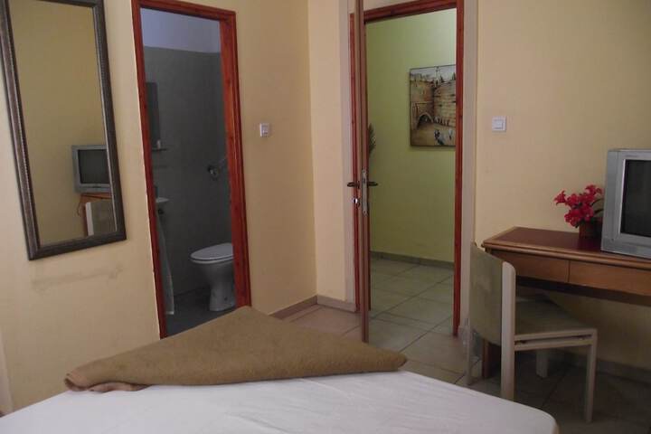 Room 7 of 31