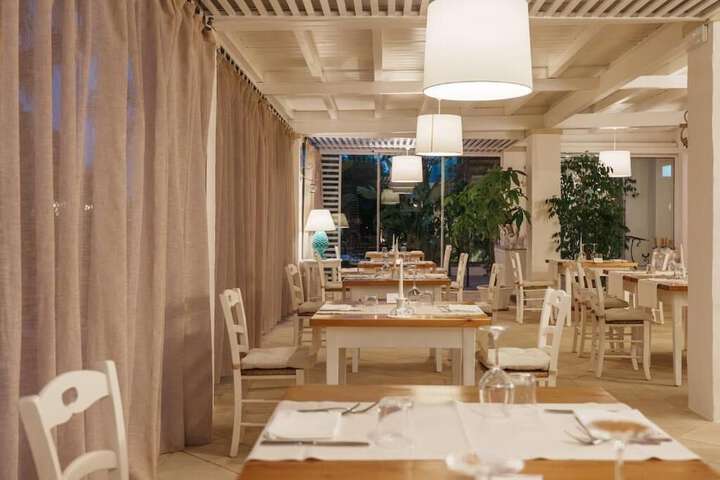 Dining 113 of 166