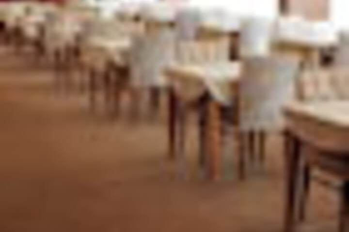 Dining 71 of 93