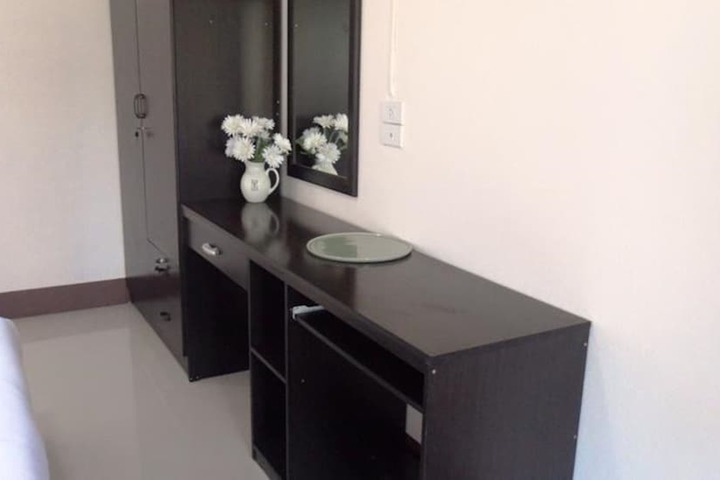 Room 10 of 21