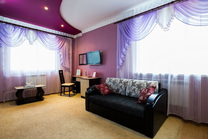 Room 13 of 63