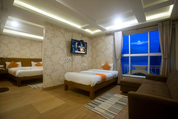Room 17 of 25