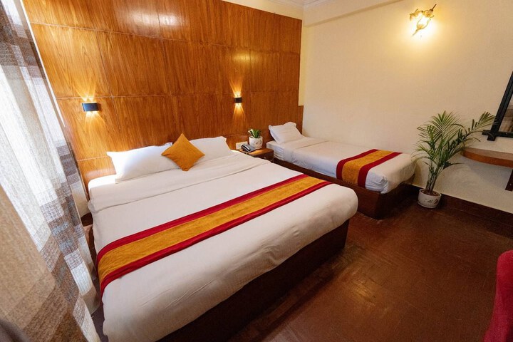 Room 30 of 61
