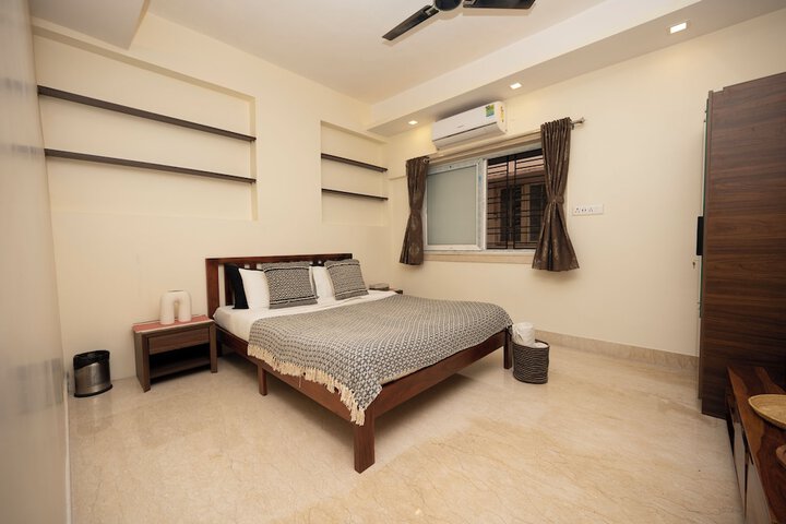 Room 32 of 118