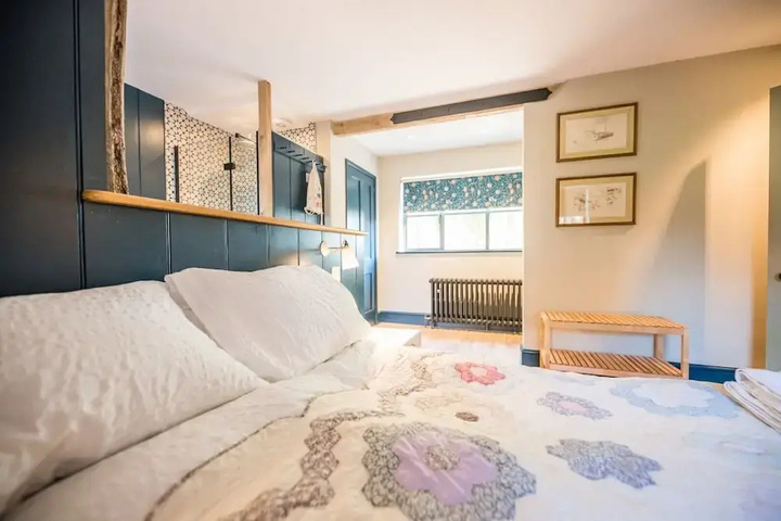 Room 4 of 21