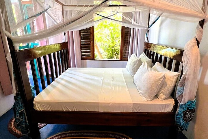 Room 56 of 162
