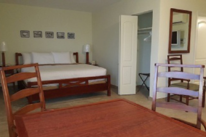 Room 381 of 695