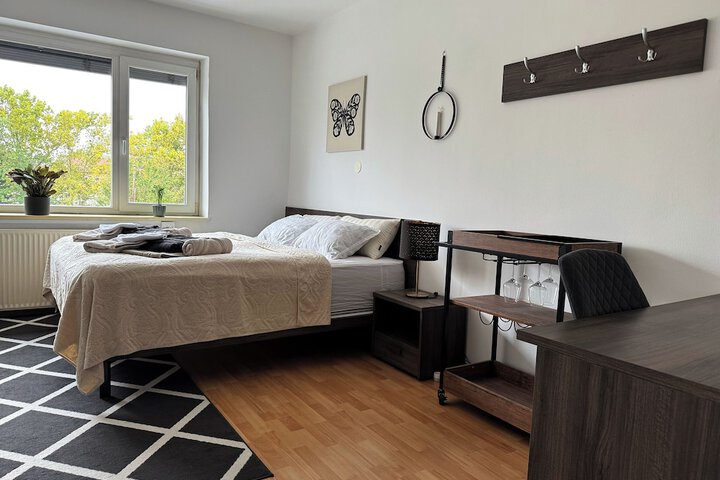 Room 8 of 45