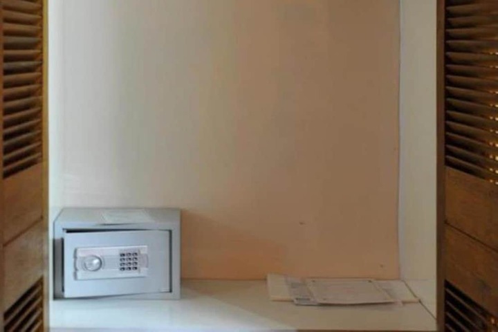 Room 20 of 32