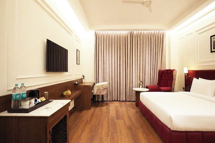 Room 15 of 67