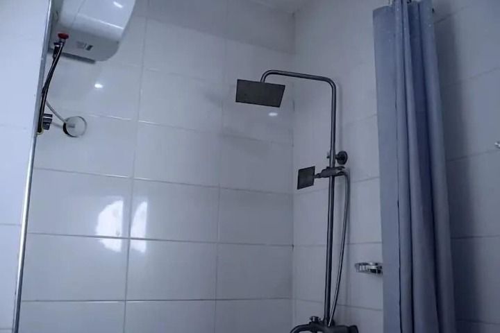 Room 11 of 47