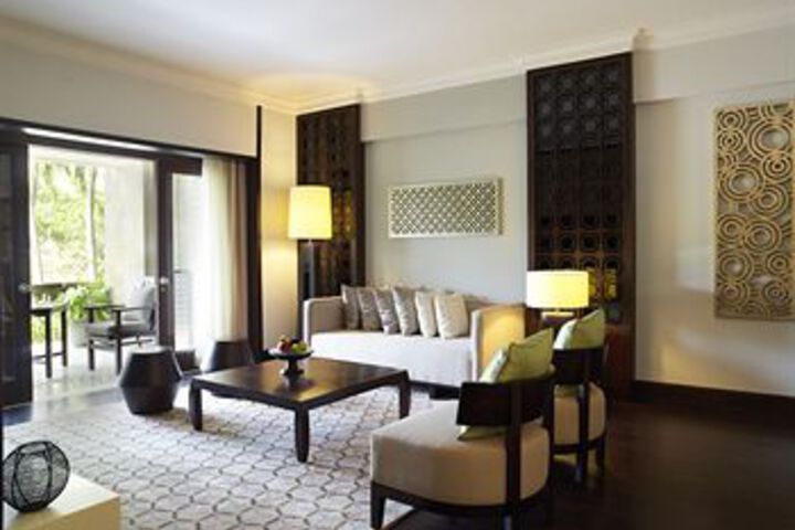 Room 95 of 198