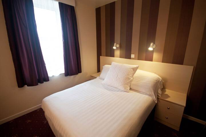 Room 7 of 40