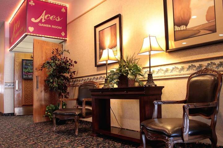 Hotel Interior 2 of 31