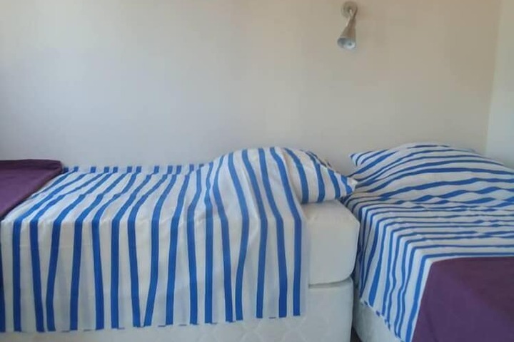 Room 17 of 144