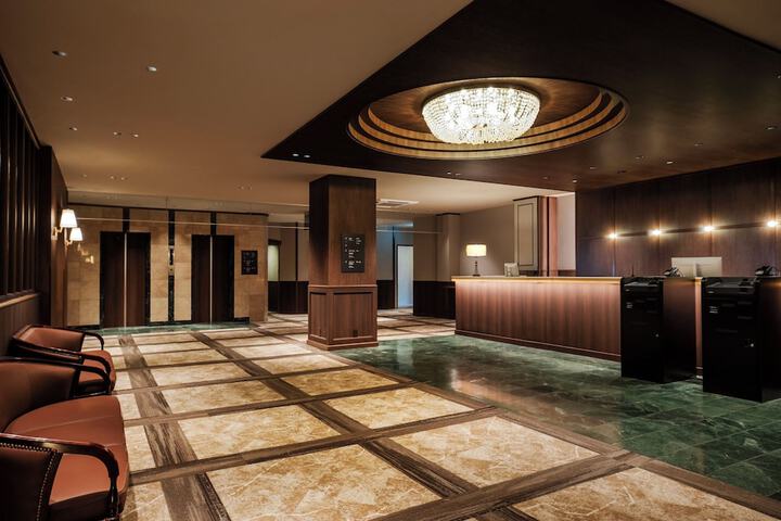 Hotel Lobby