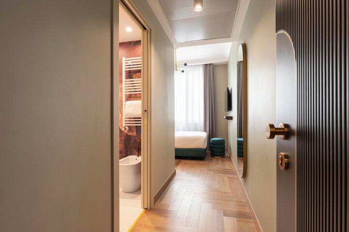 Room 29 of 82