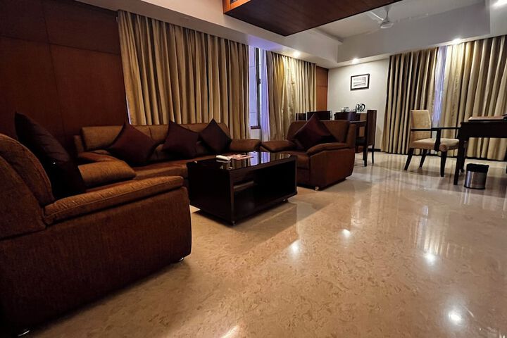 Room 7 of 23