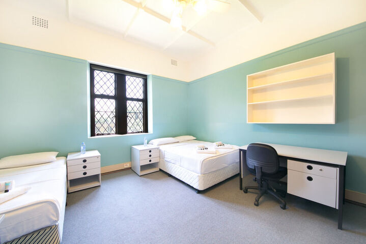 Room 5 of 63