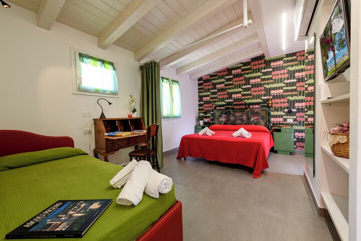 Room 19 of 47