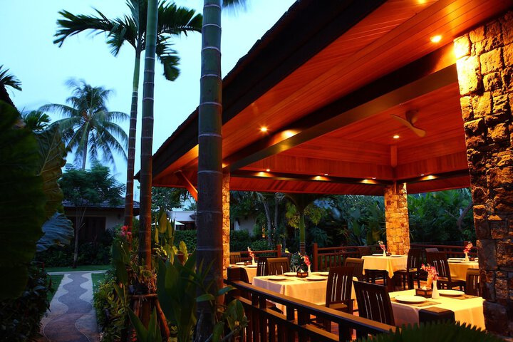 Dining 49 of 53