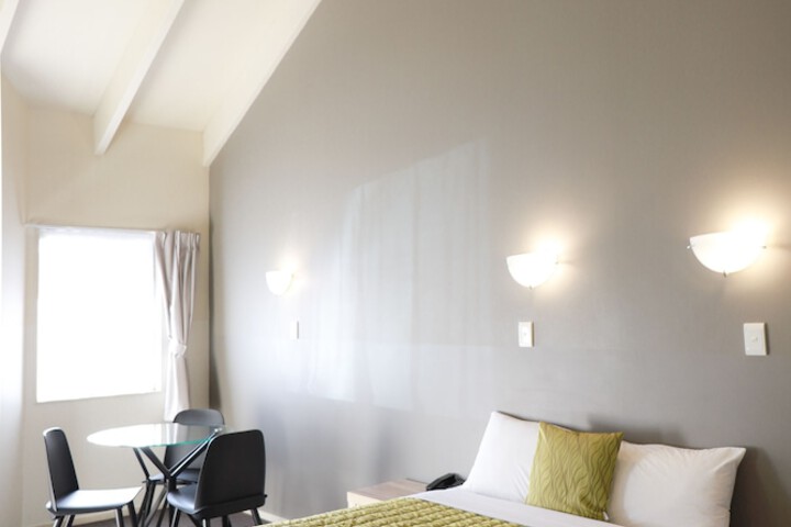 Room 13 of 68