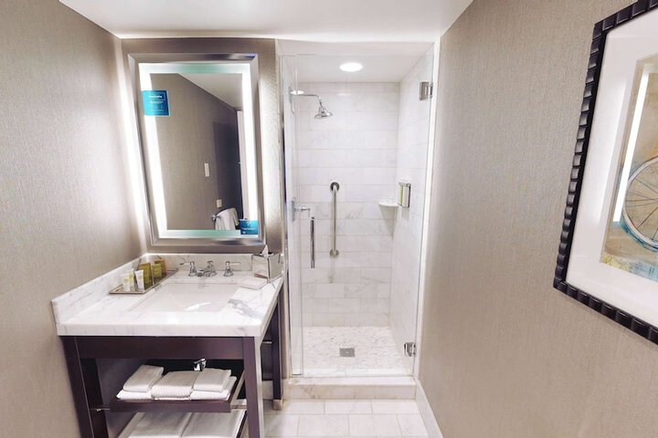 Bathroom shower