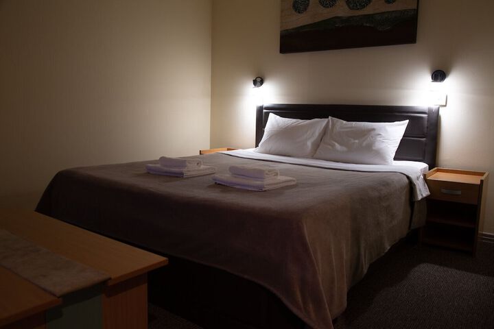 Room 53 of 96