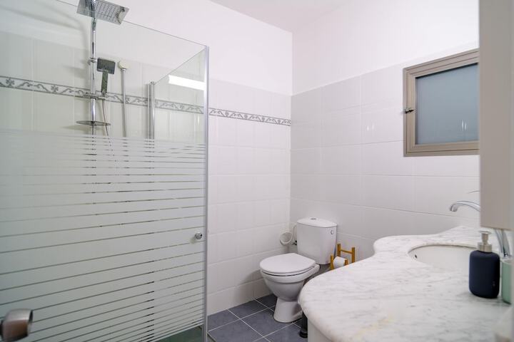 Room 40 of 53