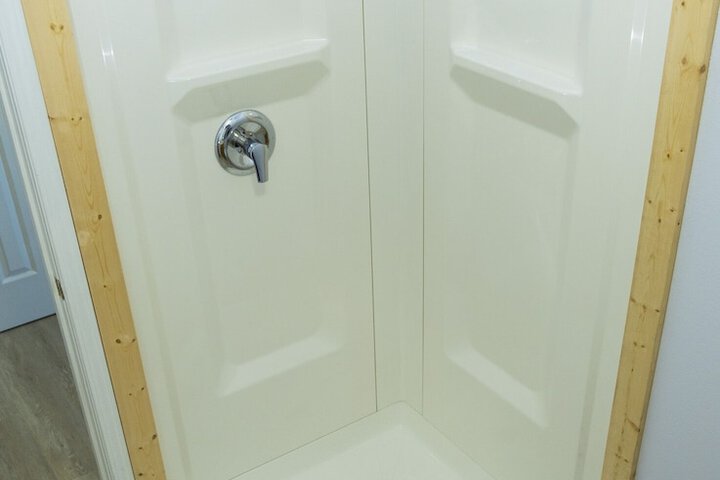 Room 16 of 19