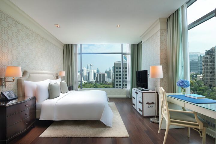 Room 28 of 160