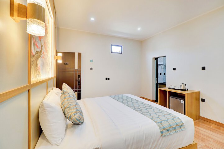 Room 8 of 36