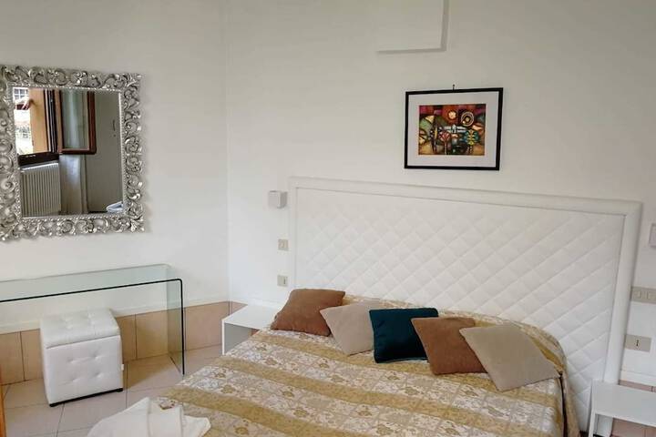 Room 19 of 101