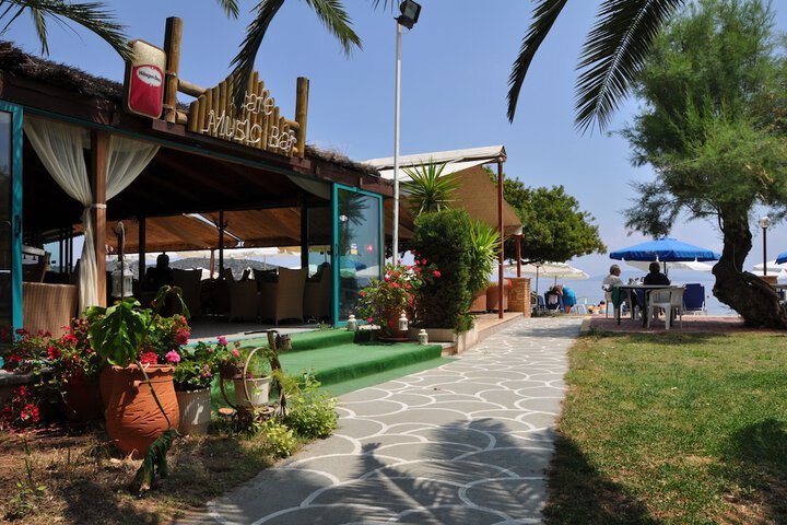 Terrace/Patio 67 of 86