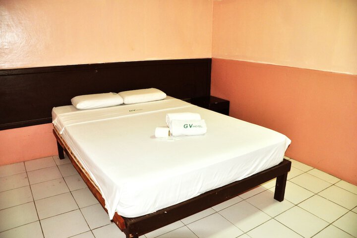 Room 17 of 31
