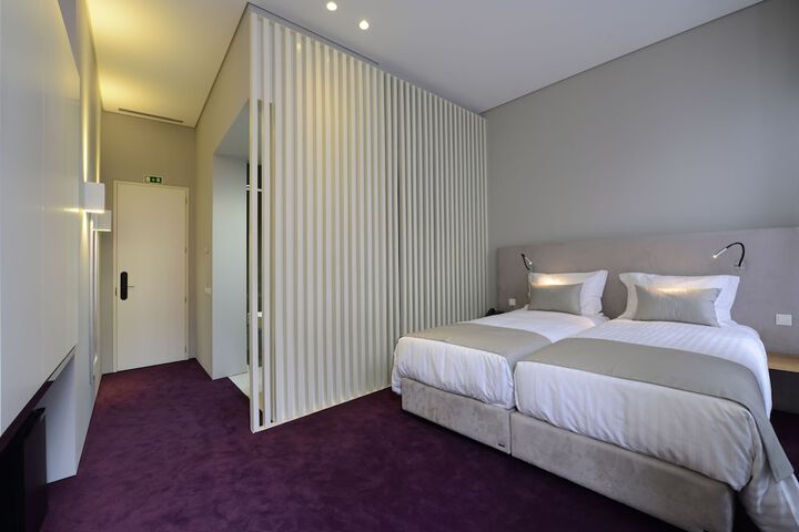 Room 7 of 46