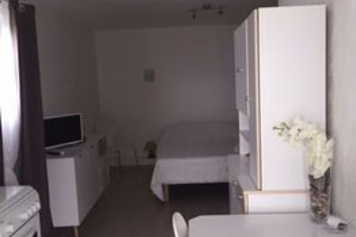 Room 43 of 60
