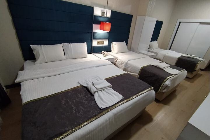 Room 18 of 31