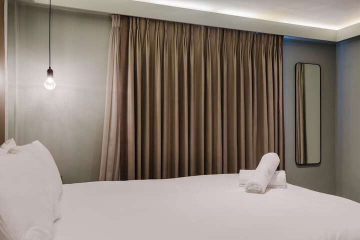 Room 107 of 263
