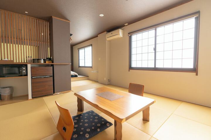 Room 22 of 36