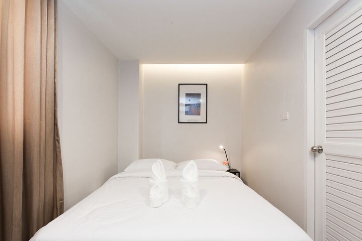 Room 22 of 49