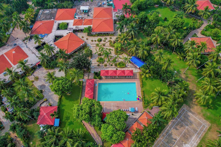 Hotel 77 of 77