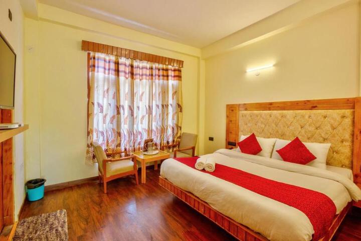 ROYAL HILL MANALI