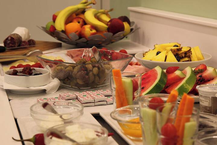 Dining 47 of 70