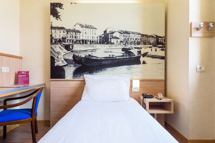 Room 8 of 57